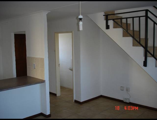 2 bed property to rent in MILNERTON RURAL